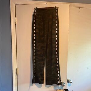 Women’s Camouflage Track Pants